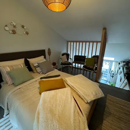 アパート Le Jardin Du Perron ティユー